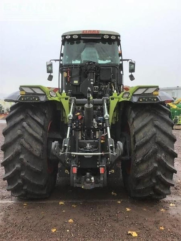 Tractor CLAAS xerion 4200 trac vc TRAC VC: foto 6