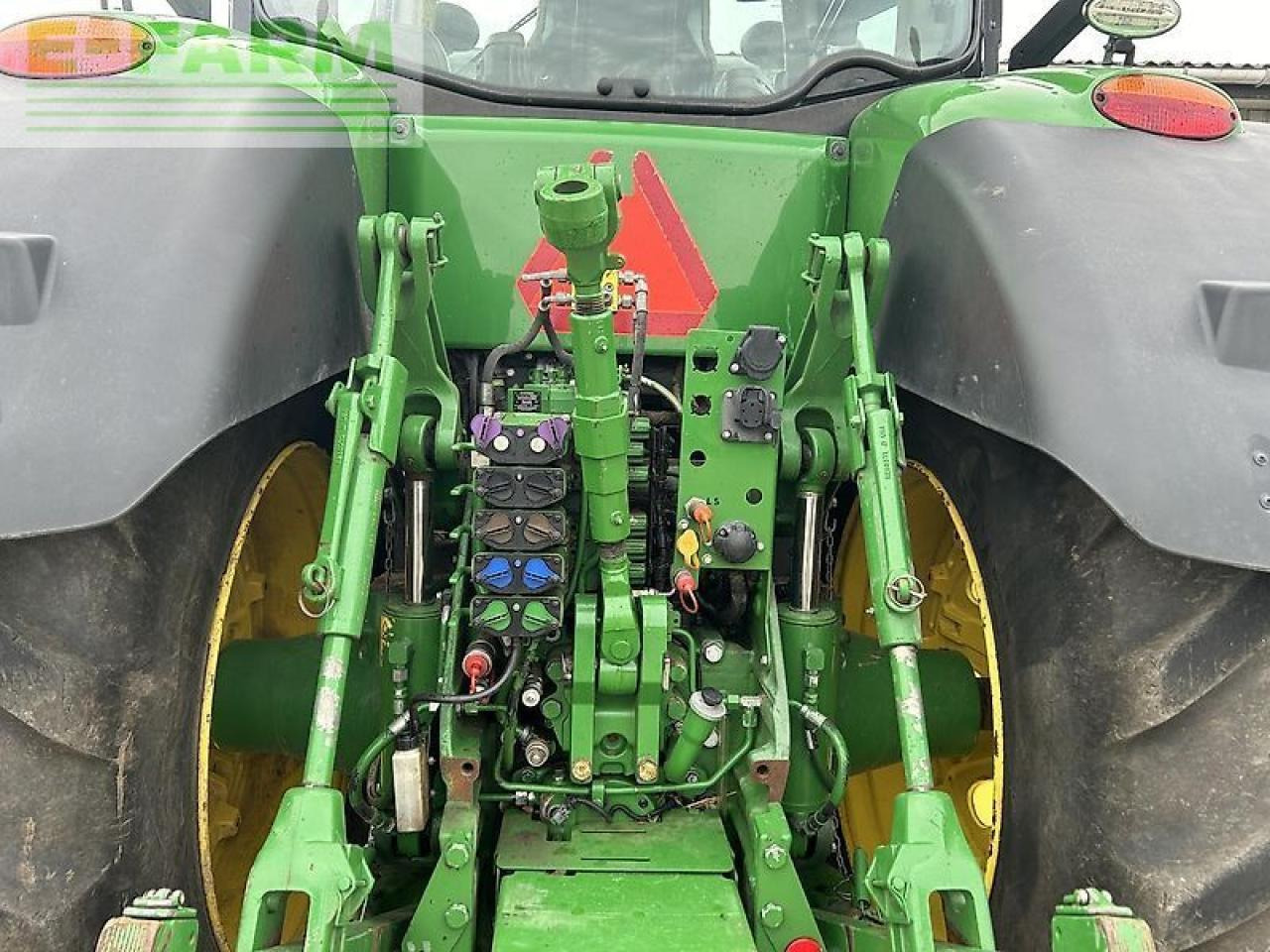 Tractor John Deere 8345r: foto 6