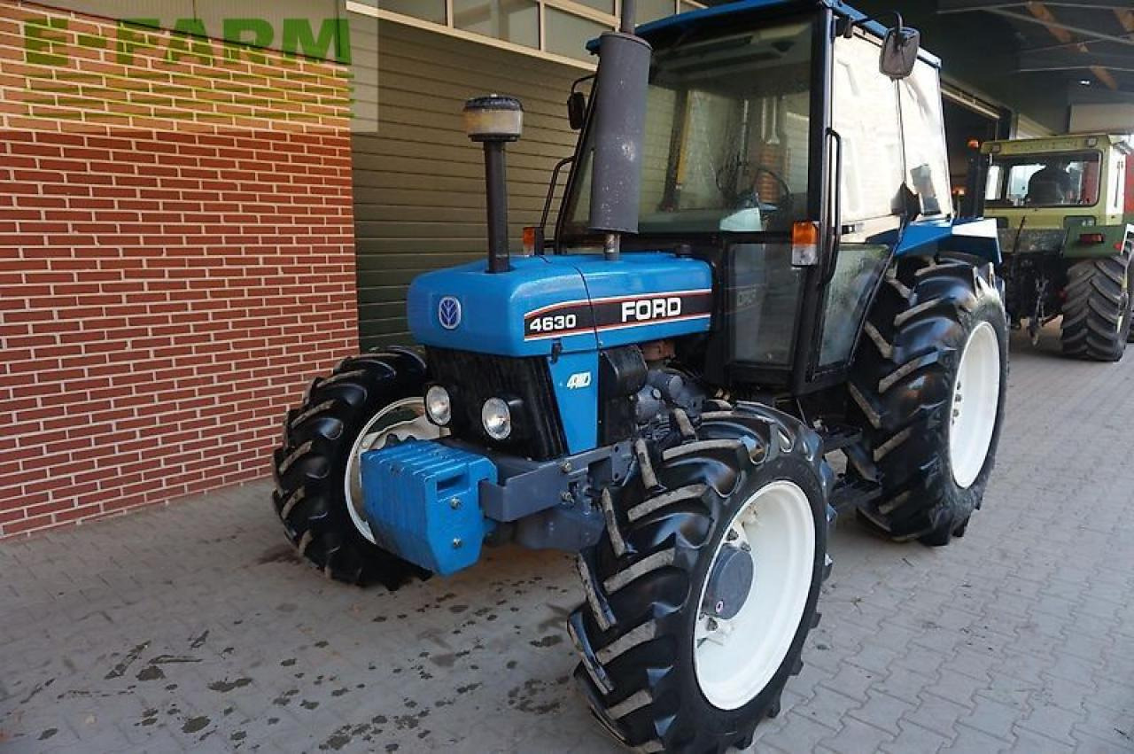 Tractor New Holland ford 4630 nur 86 std.!: foto 6