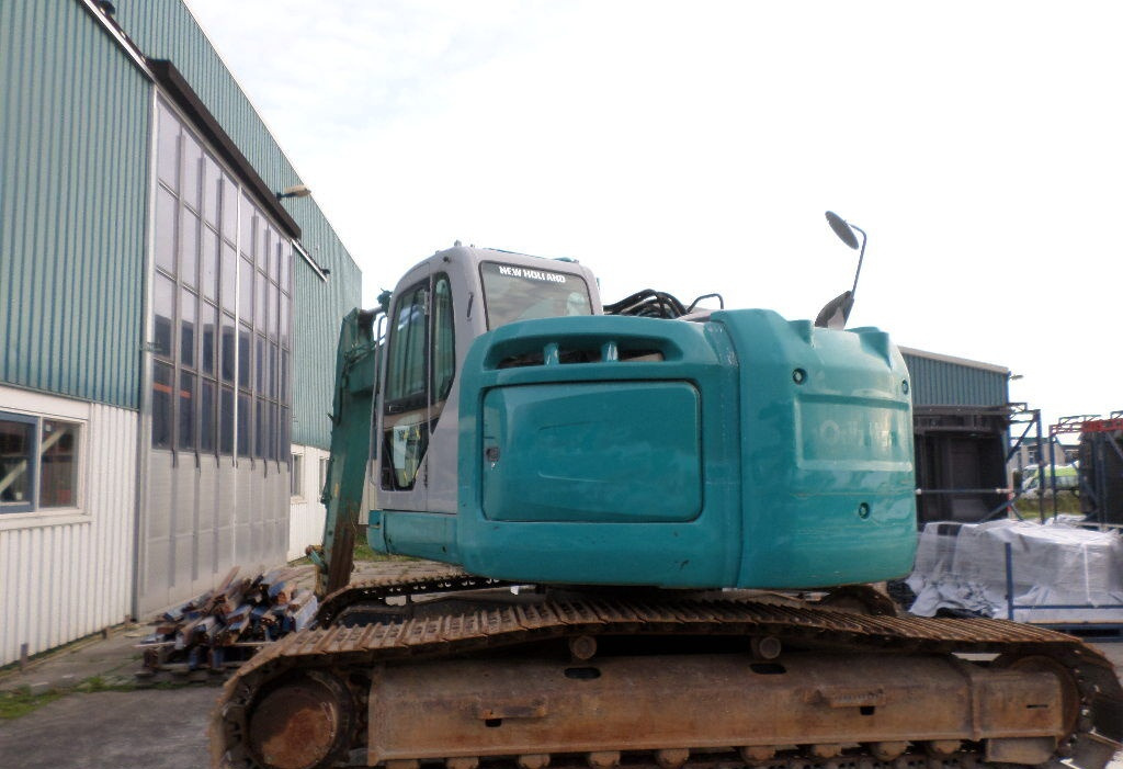 Leasing de New Holland Kobelco E 235 BSR-2 New Holland Kobelco E 235 BSR-2: foto 10