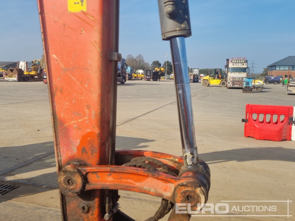 Miniexcavadora 2019 Kubota KX080-4A: foto 20