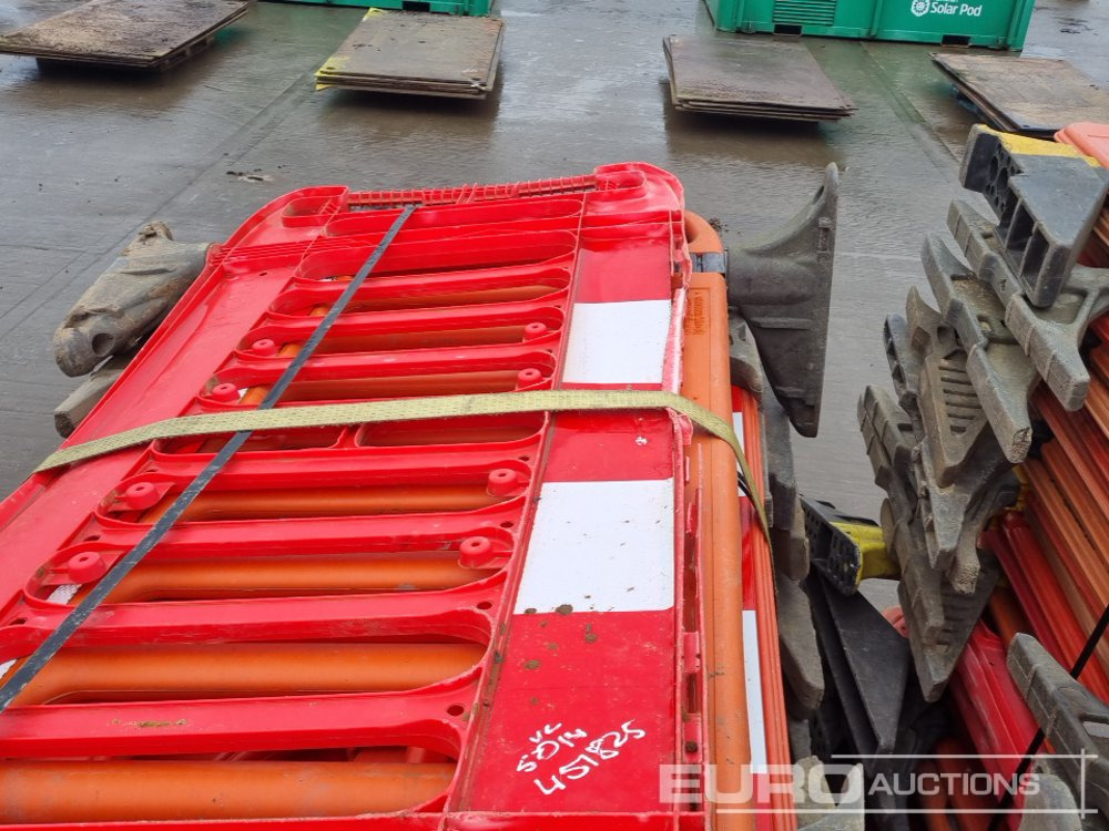 Equipo de construcción Bundle of Tracking Boards (3 of), Bundle of Plastic Pedestrian Safery Barriers (2 of): foto 25